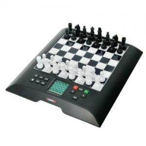 Read more about the article Aldi: Schachcomputer Chess Genius M810 Test & kaufen