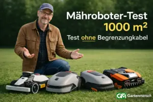 Vier kabellose Mähroboter für 1000 m² Rasenfläche im Vergleich: Mammotion, Ecovacs, Dreame und Worx auf einer gepflegten Wiese mit Tester – Mähroboter Test 1000m2 ohne Begrenzungskabel